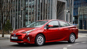 토요타 “하이브리드카 판매 비중 50% 확대”