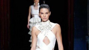 유명 패션지가 ‘그녀’에게 무려 50여 페이지를 내줬다