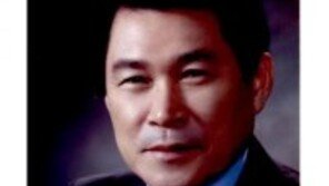 통영·고성 이군현, 무투표 당선…4선 성공