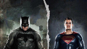 ‘베트맨 대 슈퍼맨’ 첫 주 저조? 그래도 남는다