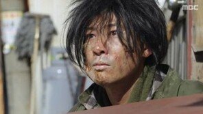 ‘몬스터’ 강지환, 개밥 훔쳐먹는 거지 연기 