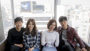 송중기·송혜교 “이번엔 우리가 한턱 쏘지 말입니다”