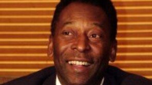 ‘축구 황제’ 펠레, 삼성전자 상대 3000만 달러 손배소 “초상권 가치 훼손”