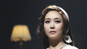 팜파탈의 관객유혹