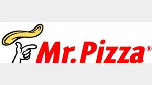 ‘회장 경비원 폭행 논란’ 미스터피자, 치즈값 폭리로 가맹점주와도 갈등