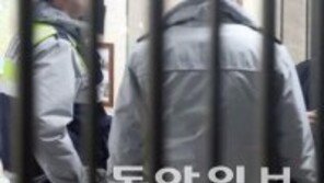 관악경찰서 염산테러 피해 경관 3명 퇴원…얼굴 등 3도화상 1명은 입원 치료 중 