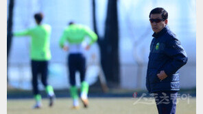 [현장리포트] 편도 9시간…전북의 기나긴 빈즈엉 원정길