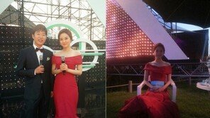 ‘오상진과 열애’ 김소영 아나운서, 튜브톱 드레스 ‘콜라병 S라인’ 자랑…“부동 자세로 모기 엄청 뜯긴 밤” 