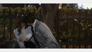 ‘아이가 다섯’ 안재욱, 소유진에 기습키스…“내가 미친 것 같다”