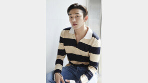 ‘대세 배우’ 유아인, 2년 연속 맥카페 공식 모델 선정