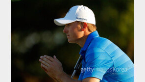 스피스, 12번홀의 악몽 “스윙도 판단도 나빴다”