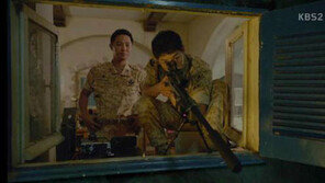 [태후 종영 ④] ‘민간인에 총구를?’ 화제만큼 논란도