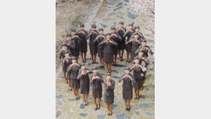 아시아나 새내기 승무원들의 벚꽃하트