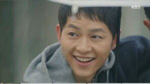 ‘태양의 후예’ 송중기-진구, ‘늑대의 유혹’ 패러디…강동원과 싱크로율 어떤가 보니?