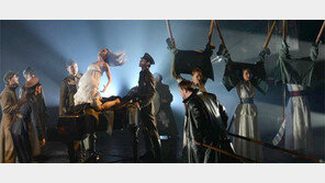 신록과 함께하는 국제축제로 오세요