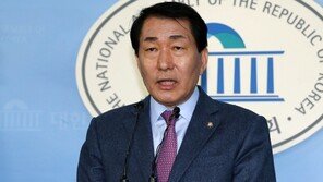 안상수, 새누리 1호 복당 신청…인천시당에 입당원서 제출