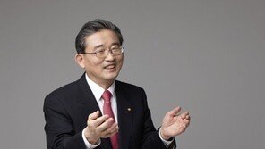 與 공천 책임자 이한구, 전국위 의장 사의…총선 참패 압박 받은 듯