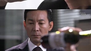 ‘미세스캅2’ 김범 광기 어린 연기에 ‘소름 쫙’…김성령에 분노 폭발