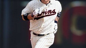 박병호 초대형 홈런…美언론 “‘매머드급’ 폭발력 보여줬다” 극찬