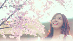 솔로 데뷔 정은지 ‘아버지의 이름으로’