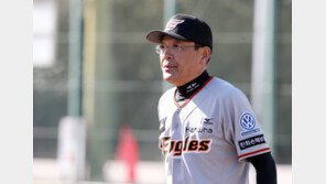 [취재파일] 한화 떠난 고바야시 “이건 야구가 아니다”