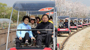 왕송호수에 레일바이크… 의왕 새 명물로