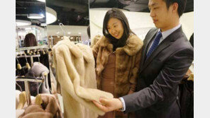 현대百 본점서 22~24일 ‘진도모피 패밀리대전’…최대 70% 할인 판매