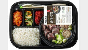 편의점에 ‘순대국밥’ 등장…CU, 업계 최초 뚝배기 용기 순대국밥 출시