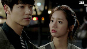 ‘딴따라’ 첫방 이후…지성-민혁 친목 도모 ‘훈훈~’