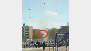 中 초등생, 회오리바람에 휩쓸려 수m 상공으로 ‘붕’ 