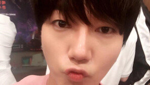 “문 열고 들어온 예성 오빠” 컬투쇼 인증샷 ‘깜찍’