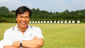 [주말기획] 문형철 감독 “메달가치 인정 못받는 양궁 현실, 그래도 뛴다”