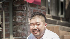 김원석 작가 “대화·논쟁·타협의 연속이었다”