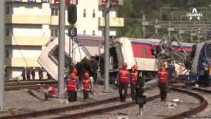 여수서 무궁화호 탈선, 원인은 과속…기관사 사망·승객 등 8명 부상