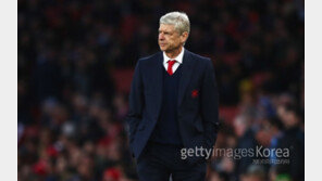 3위 도약한 아스널…돌아선 팬심 ‘보이콧’