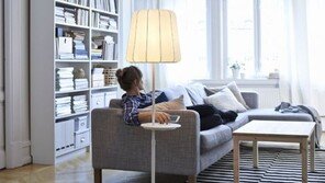 가구위에 올려놓기만 해도 충전이?…이케아, 무선충전 컬렉션 출시