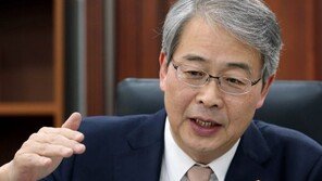 임종룡 금융위원장 “구조조정 3트랙 추진…조선해운·신용위험·공급과잉업종”