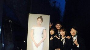 성유리, ‘몬스터’ 촬영장서 팬사랑 인증 “항상 챙겨주시는 팬 분들 감사해요♡”