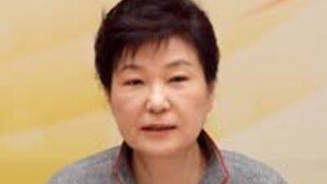 靑 “한국형 양적완화 긍정 검토, 특수 목적 갖고 선별적으로” 