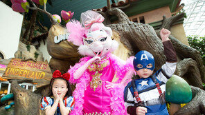 [Biz gallery] 롯데월드 ‘코스프레 팝업 스토어’ 오픈