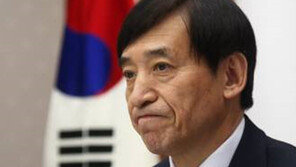 ‘한국형 양적완화’ 이주열 한은 총재 “대통령 말씀 반박하는 게 아니다”