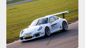 드라이버 유망주 양성…포르쉐 주니어 뽑는다