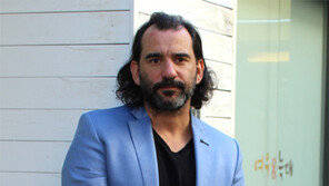 “다음엔 한국 소재 영화 만들까 합니다”