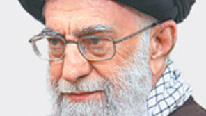 朴대통령-이란 하메네이 “지역불안-테러 해결 협력”