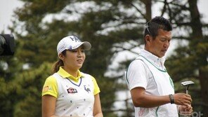 이보미 5언더 폭발, JLPGA살롱파스컵 공동선두 