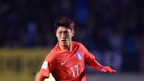 소속팀 감독 비판한 이청용, 구단으로부터 벌금 징계