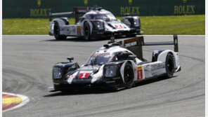 포르쉐, 919 하이브리드 운전대… ‘플스’ 생각나던 이유?