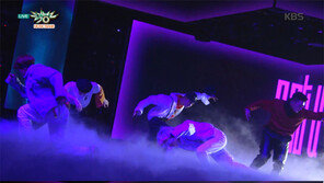 ‘뮤직뱅크’ NCT U, 개성있는 의상+신인답지 않는 완벽 무대!