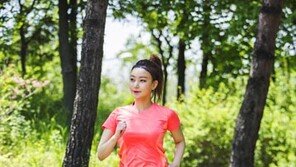 아식스, 여름 야외 스포츠 활동에 최적화  ‘쿨러닝 티셔츠’ 2종 출시