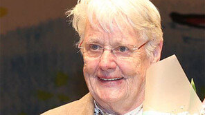 ‘소록도 할매’ 스퇴거 수녀에 고흥군, 명예군민증 수여